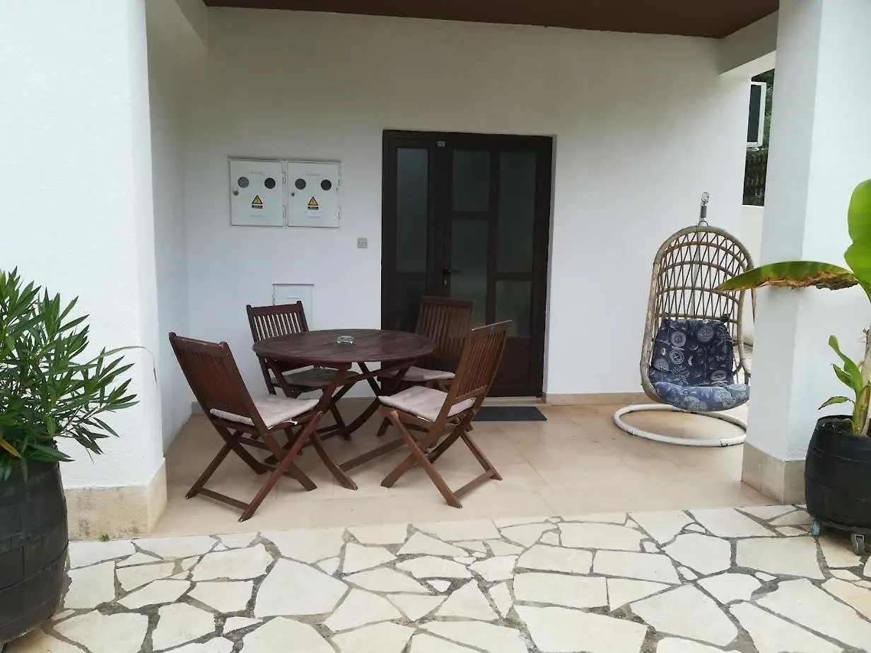 Green House Villa With Pool Banjole Croatia